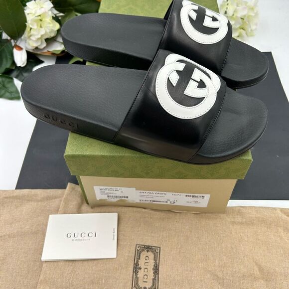 SOLD!!!!!    Gucci  leather/rubber pool, slides size 11, made in Italy - Picture 3 of 9